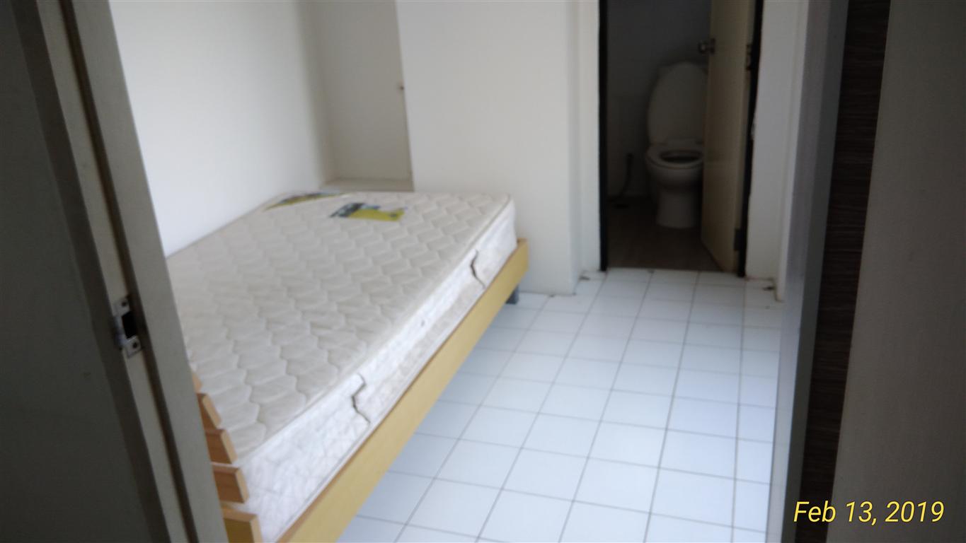 MAIDROOM AT SATHORN CREST APARTMENT UNIT 2nd FLOOR