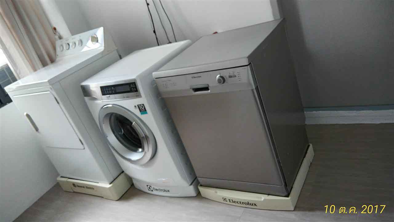 LAUNDRY AT UNIT 4TH FLOOR